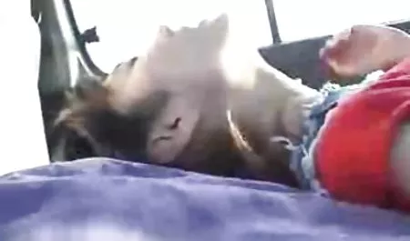 Juguetón toalla Jenna disfruta tetonas lecheras de sexo increíble con la pareja sexual en la mesa de masaje