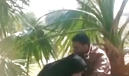 El hombre chicas sexys tetonas de las películas de la mejor manera posible para el ejercicio en el coño afeitado mujer