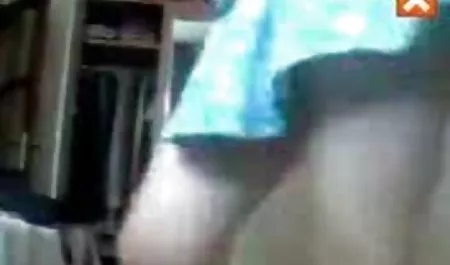 Rubia folla ella lesbianas super tetonas misma con un consolador delante de un espejo