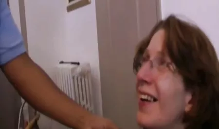 MILF, con viejas tetonas una sobresaliente no en contra de ella