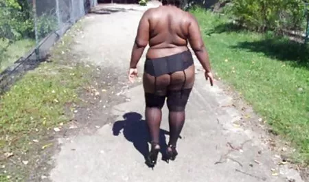 Negro y blanco videos caseros de tetonas de las madres y sus crías en el abdomen y el cáncer en la cámara casera