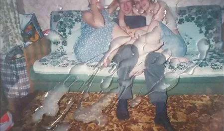 La rubia con los xvideos de tetonas pechos desnudos golpe pene y toca con sus dedos