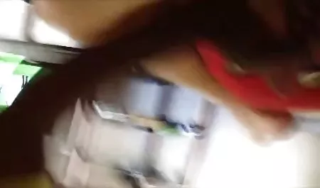 Cutie se muestra la técnica de profunda mamada en el xxx de lesbianas tetonas ejemplo de un consolador