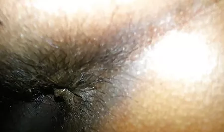 Tessa en el cuarto de tetas caseras baño muestra tetas grandes
