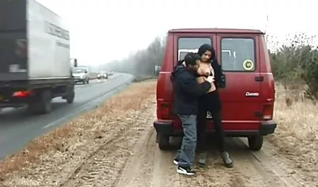 Libre de errores chichonas buenas terneros junto con otros hombres follando en público