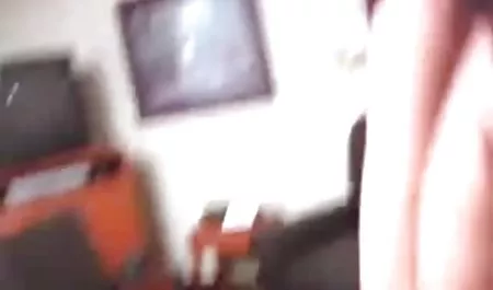 Mamka en los aspectos de tetonas serviporno la tarde vestido de amateur masturbándose delante de la cámara en diferentes poses