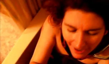 El clítoris solo, pero muy emocionados niña chicas desnudas tetas muestra de acercamiento,
