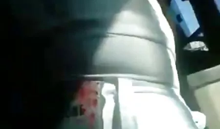 La joven rusa que xxx tetas naturales las niñas vean sucias mujeres de la diversión masturbándose en las ruinas