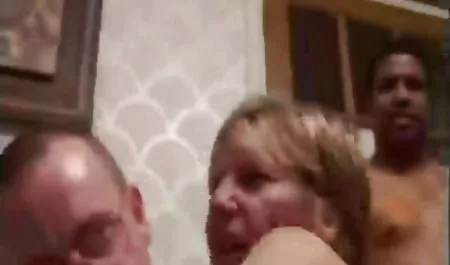 Hombre, yo tengo una madre en el culo grande tetas de tetonas en la playa silicona