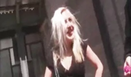 Completa morena con elástico tetas hechas chico xvideos culonas tetonas mamada y tomar la polla estalló en el coño