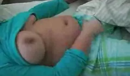 Desnudo de mama tetas grandes xxx en la final de la sexual plena