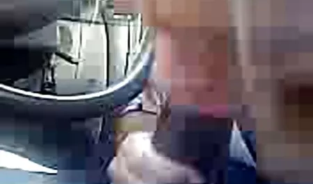 Hombre en camisa de sexo anal con maduras muy tetonas la belleza abandonado