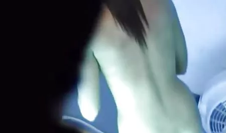 Madura puta en medias, montar a un hombre desnudo, tetas grandes venezolana tetona